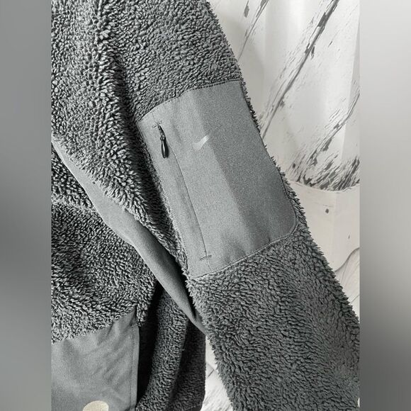 Nike Sherpa Fleece Pullover Sweatshirt Skull Black L - Picture 7 of 11